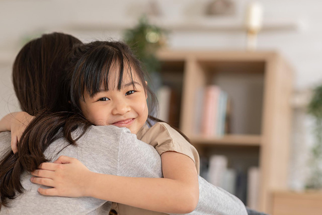 子どもに自信をつける方法｜親の声かけと褒め方で自己肯定感を育む実践ガイド