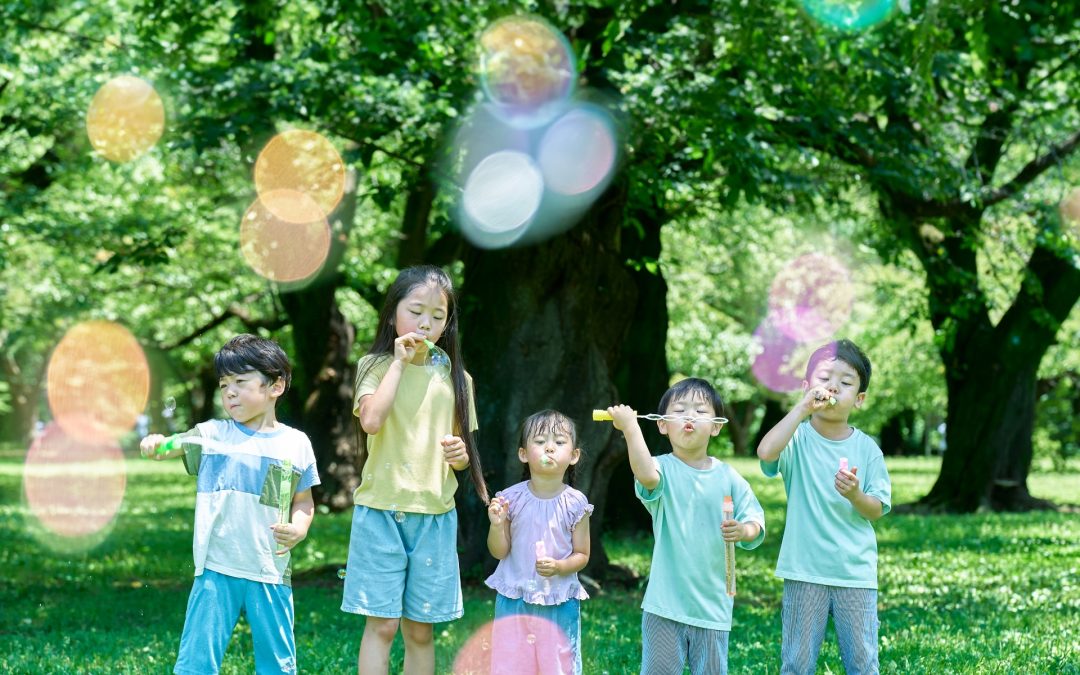 【専門家が解説】子どもの状態に合わせた関わり方完全ガイド｜0歳〜18歳の発達段階別アプローチと困った行動への対処法